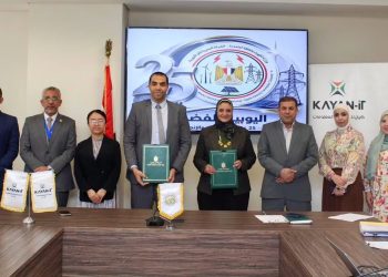 المصرية لنقل الكهرباء توقع عقداً لإنشاء منظومة اتصال احتياطية لمركز التحكم الإقليمي للقاهرة الكبرى لتعزيز استقرار الشبكة القومية