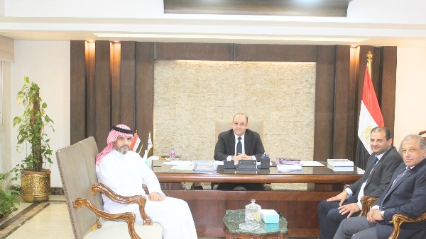 تحت رعاية القابضة للتشييد والتعمير.. تحالف “النصر” و”سكوب” يضع الأسس الأولى لانطلاقة مشروع تطوير كورنيش المقطم بإيرادات متوقعة 200 مليار جنيه