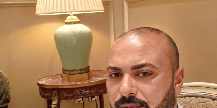 وليد ابو خشيم يهنئ الشعب المصري والقوات المسلحة بذكرى انتصارات أكتوبر المجيدة