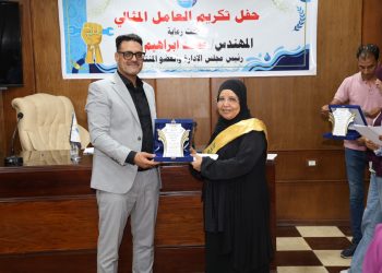 رئيس مياه القليوبية يكرم الأمهات المثاليات والعاملين المثاليين بشركة مياه القليوبية