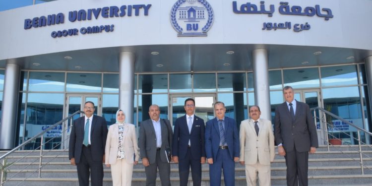 رئيس جامعة بنها يستقبل لجنة مجلس الجامعات الأهلية لمتابعة إنشاء الجامعة التكنولوجية بالعبور