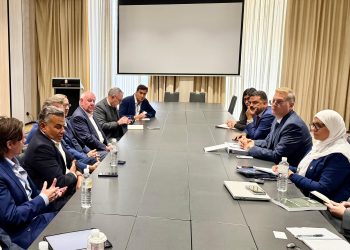  وزير البترول يشارك في اجتماع المائدة المستديرة لكبار مستثمري التعدين بأستراليا ويستعرض فرص الاستثمار في مصر