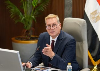 كريم بدوي: الشركة العامة للبترول الذراع اليمنى للهيئة في توظيف التكنولوجيا والذكاء الاصطناعي لتعظيم الإنتاج واستكشاف الفرص الجديدة