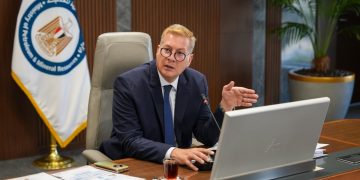وزير البترول والثروة المعدنيه يترأس الجمعية العامة لشركة جنوب الوادي القابضة