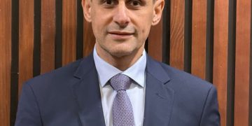  أحمد العربي قائماً بأعمال رئيس نقابة شركة أمل للبترول