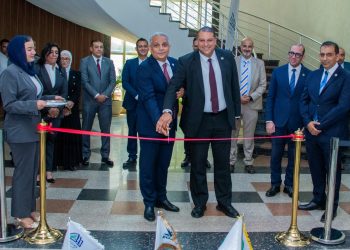 ترسيخاً للروابط بين شركات القطاع.. كارجاس_ تفتتح معرضاً لزيوت السيارات بمقر _شركة غاز مصر_