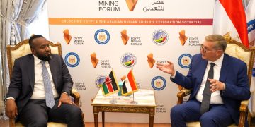 وزير البترول يبحث مع وزيري التعدين في كينيا وتنزانيا تعزيز التعاون وتوطين الصناعات التعدينية وتعظيم القيمة المضافة