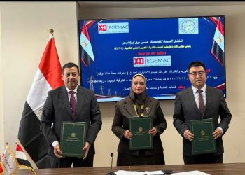 نقل الكهرباء توقع عقدًا توريد وتركيب 4 محولات بسعة 175 ميجا فولت أمبير لتدعيم الشبكة القومية الموحدة