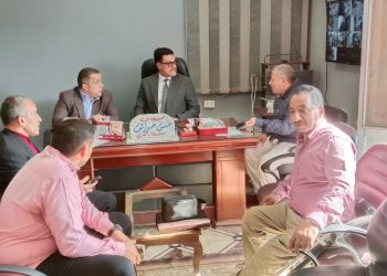 فودة يلتقي أهالي كفر شكر بحضور النائب هاني شحاتة لبحث مطالبهم بشأن خدمات مياه الشرب والصرف الصحي