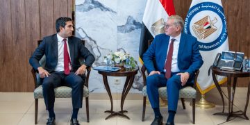 وزير البترول يبحث مع رئيس «فيرتيجلوب» إقامة مجمع للأسمدة الفوسفاتية بالعين السخنة باستثمارات تتجاوز 1.5 مليار دولار