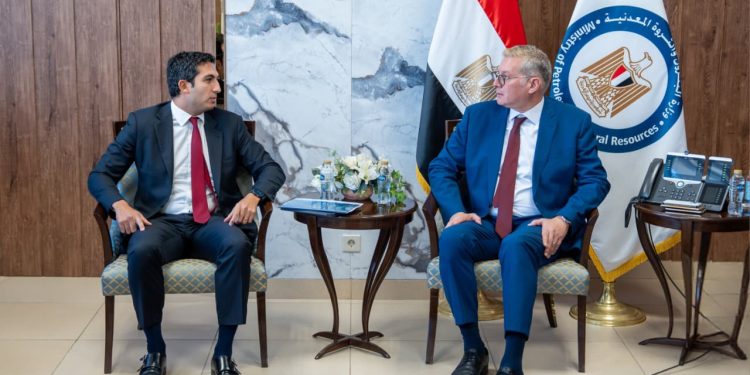 وزير البترول يبحث مع رئيس «فيرتيجلوب» إقامة مجمع للأسمدة الفوسفاتية بالعين السخنة باستثمارات تتجاوز 1.5 مليار دولار