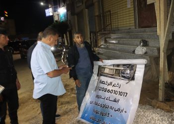محافظ القليوبيه: خلال جولة مسائية.. و يمنح شركة نهضة مصر فرصة أخيرة لتحسين مستوى النظافة بشبرا الخيمة ويحذر من استمرار القصور