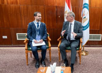 وزير البترول يبحث مع «توتال إنرجيز» الفرنسية تسريع تنفيذ مشروع ربط الغاز القبرصي بالبنية التحتية المصرية وفرص الاستثمار في البحث والاستكشاف
