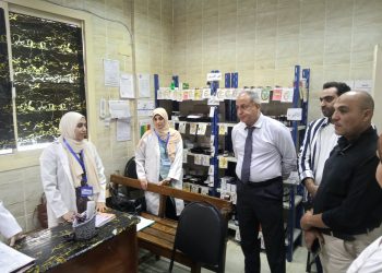 وكيل وزارة الصحة بالقليوبية يواصل جولاته الميدانية لمتابعة جودة الخدمات الطبية بمركز طبي ثاني العبور