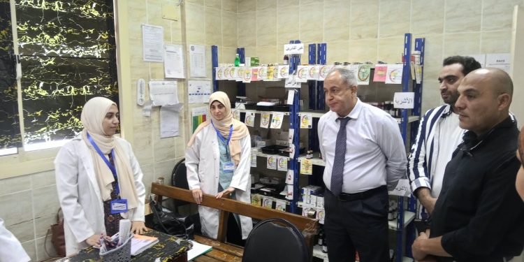 وكيل وزارة الصحة بالقليوبية يواصل جولاته الميدانية لمتابعة جودة الخدمات الطبية بمركز طبي ثاني العبور