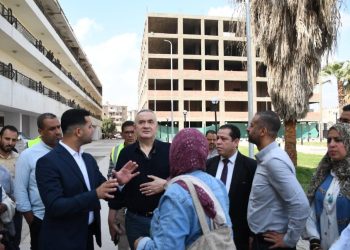 رئيس هيئة المستشفيات التعليمية يتفقد مستشفى بنها التعليمي بالقليوبية